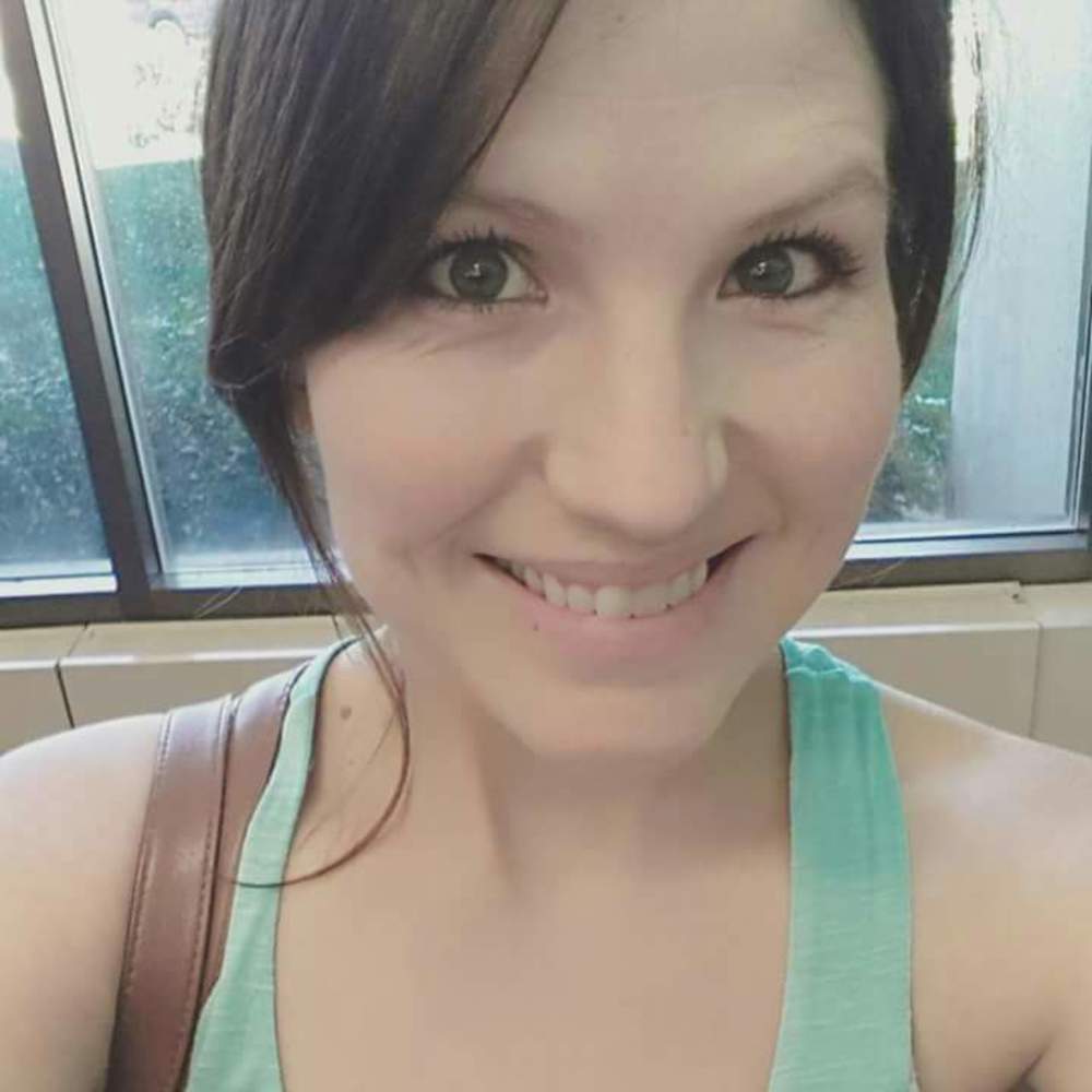 Meet your Posher, Kayla